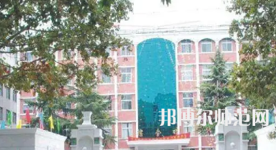 2023年郑州艺术幼儿师范学校皮革制品造型设计专业介绍