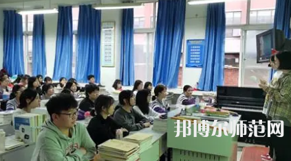 2023年郑州艺术幼儿师范学校工艺美术专业介绍