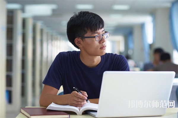 湖南排名前五的公办汉语言文学学校名单一览表