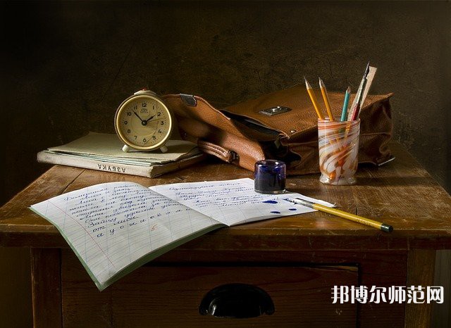 云南排名前三的公办汉语言文学学校名单一览表